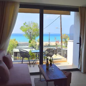 Apartment Katrin Luxury, Nea Moudania